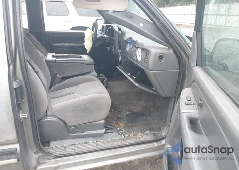 2006 Chevrolet Silverado 1500 Ls из США, поврежденный, VIN 1GCEC19X06Z127452